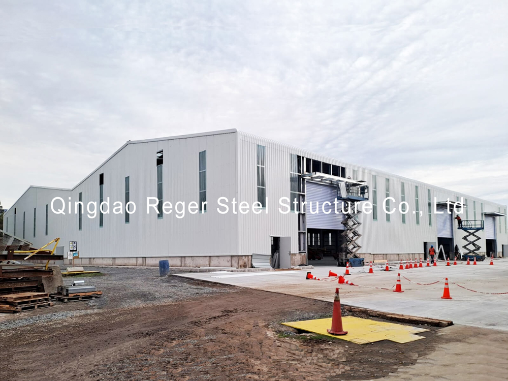 Almac&eacute;n de acero de varios tramos en Chile