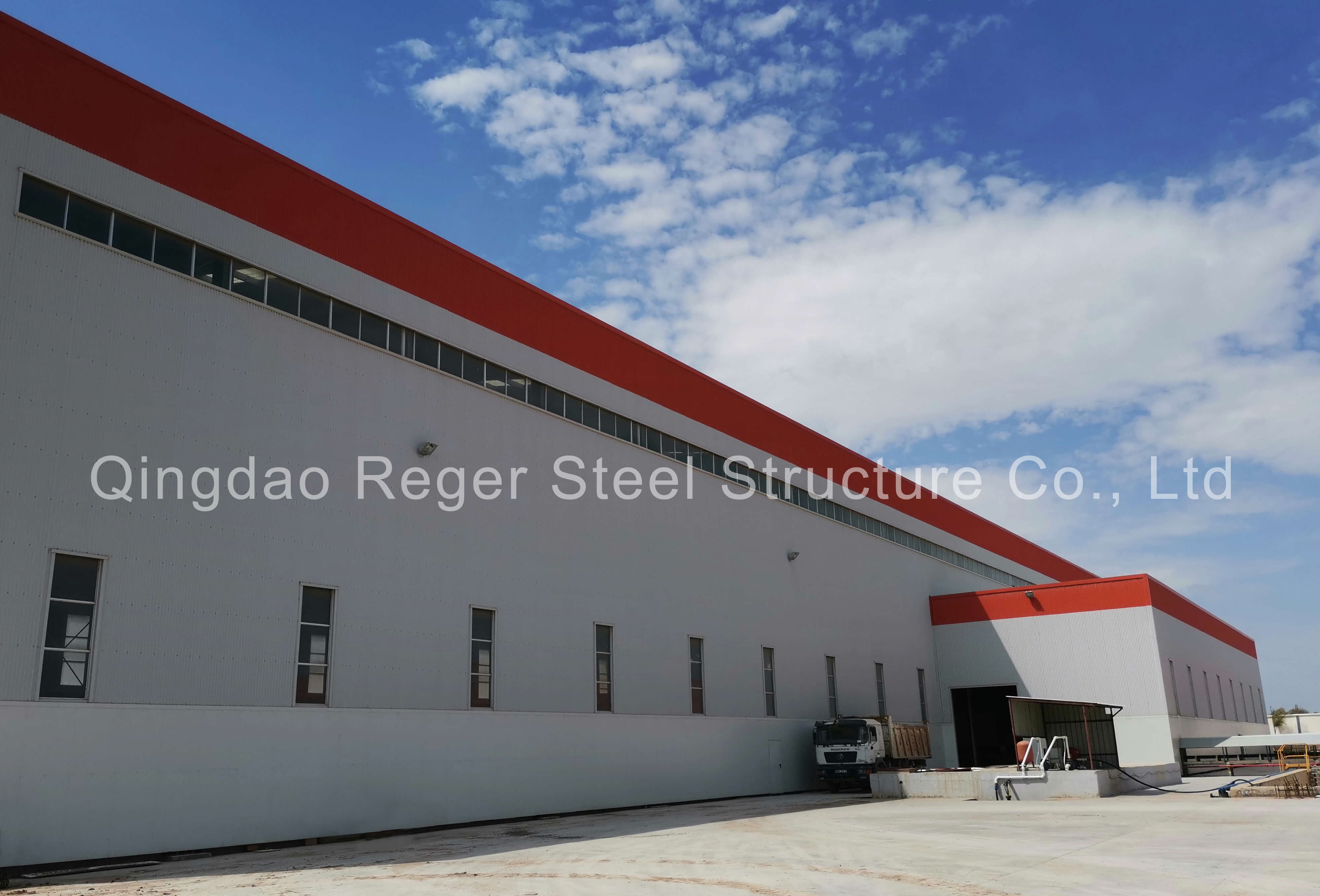 Hangar de fabricación de ladrillos de Argelia - Hangar de acero